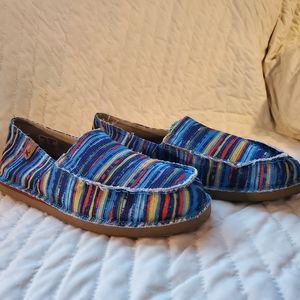 Striped womens Twisted X cruisers 9.5